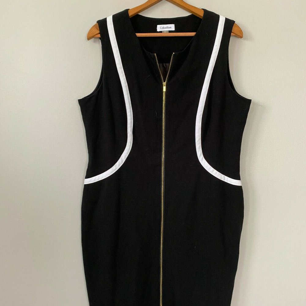 Calvin Klein Modern Zip Sleeveless Black Dress